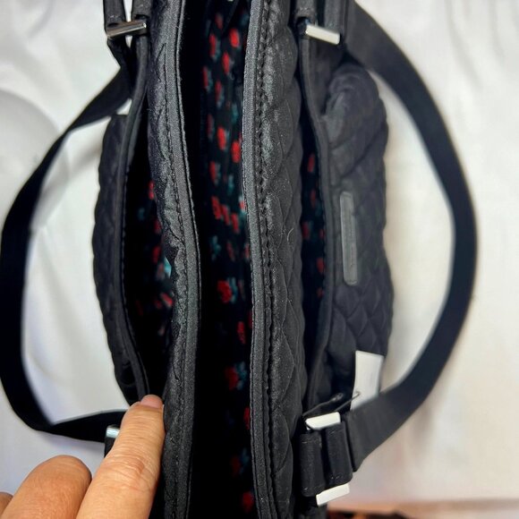 Vera Bradley Glenna Tote/Shoulder Purse-NWT-Black, Red Roses, Green-Quilted- - Picture 11 of 14